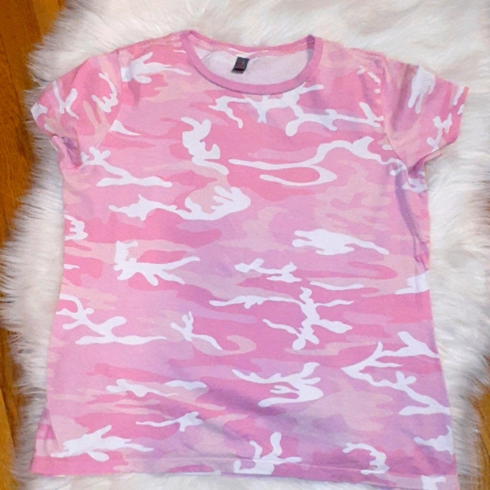 Pink White Camo Print Tee Shirt Size L